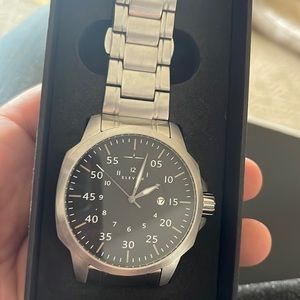 Elevon Hughes watch w/date